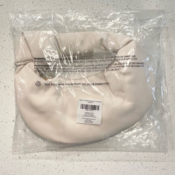 MELIE BIANCO ALEXANDRA TOP HANDLE BAG IN CREAM, NWT! - Picture 6 of 7